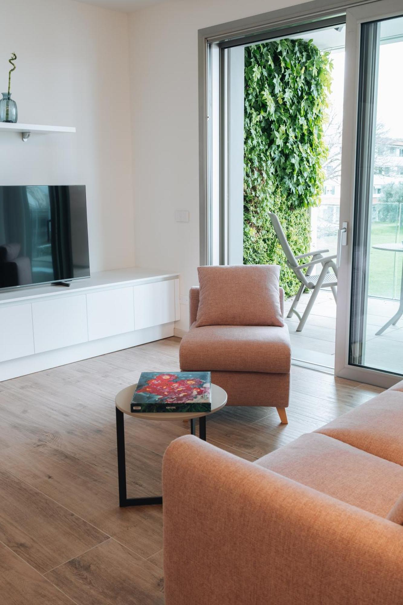 Sea Breeze Aparthotel Caorle Exterior photo